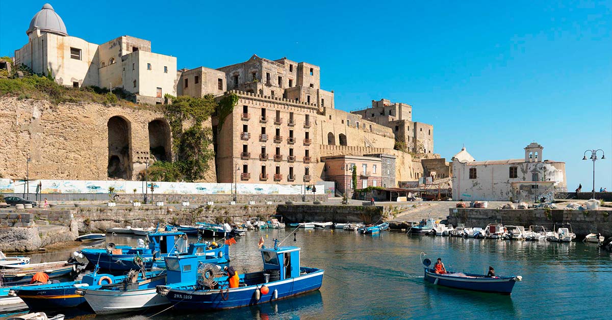 panorama-2025-pozzuoli-italics