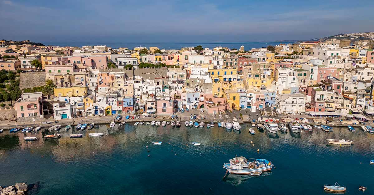 divieto-di-sbarco-a-procida-e-capri