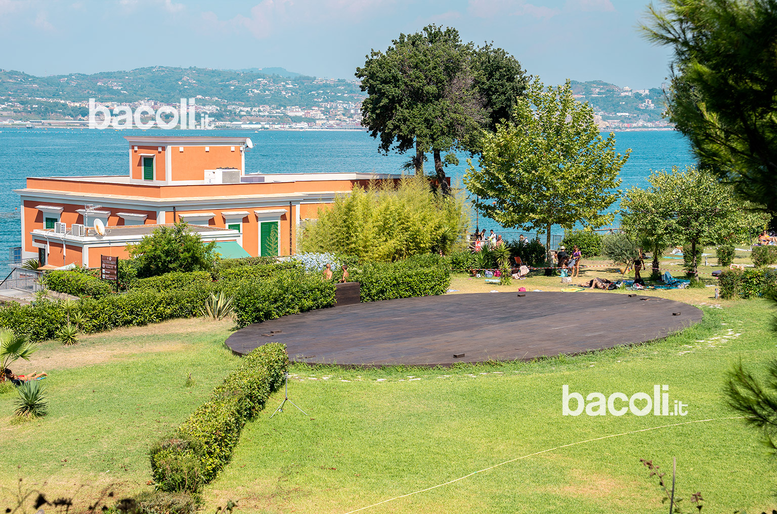 parco villa ferretti bacoli