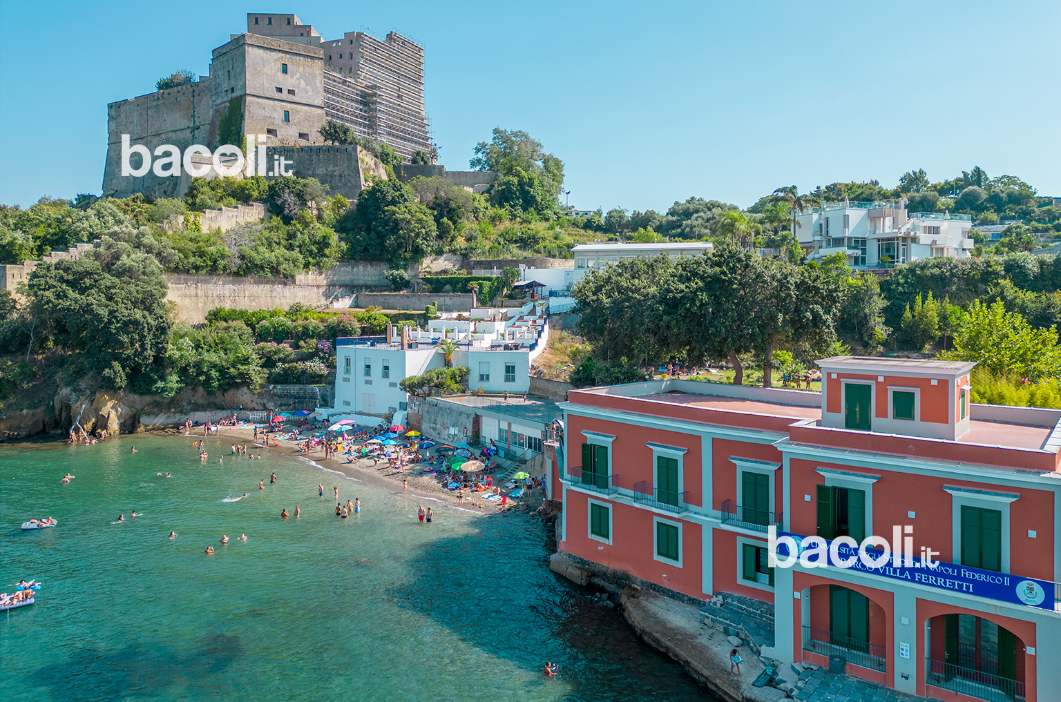 spiaggia villa ferretti