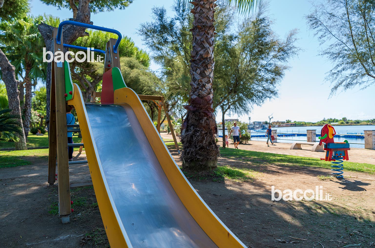 giochi-bambini-villa-comunale-bacoli