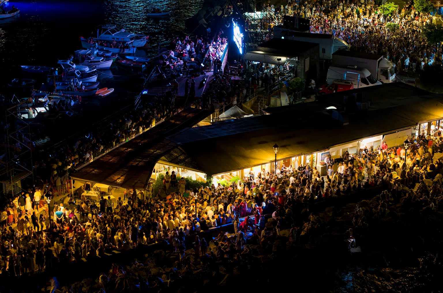 silenzio-gaza-festa-sant-anna-ischia-2025