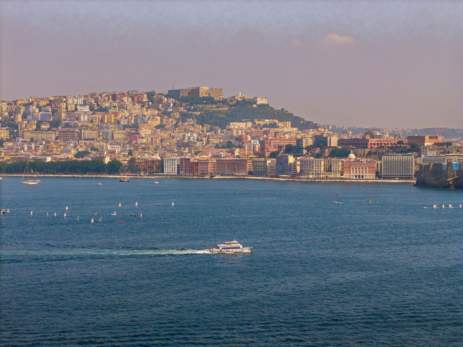 minicrociera-golfo-di-napoli-mergellina-ippocampo